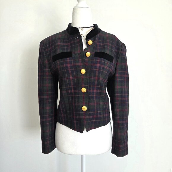 Vintage Jackets & Blazers - Vtg Wool Plaid Blazer Size 8P Velvet Trim Gold Button Old Money Heritage‎ Preppy